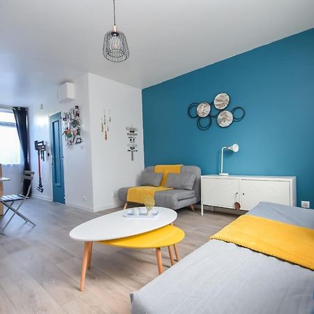 Grand Studio Au Coeur De Dinard A 1Min Du Marche Et 6Min Plage De L'Ecluseアパートメント エクステリア 写真