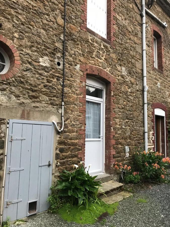 Grand Studio Au Coeur De Dinard A 1Min Du Marche Et 6Min Plage De L'Ecluseアパートメント エクステリア 写真